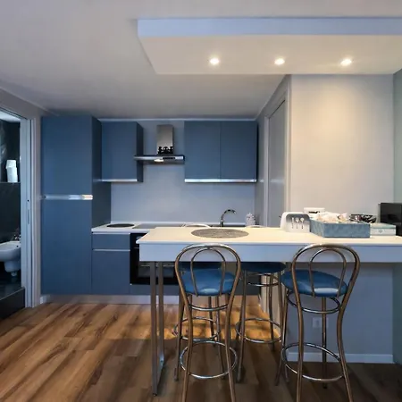 -3 Min Walk From The Metro- Wi-fi And Privacy - Appartement