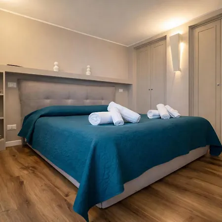 Appartement -3 Min Walk From The Metro- Wi-fi And Privacy - *